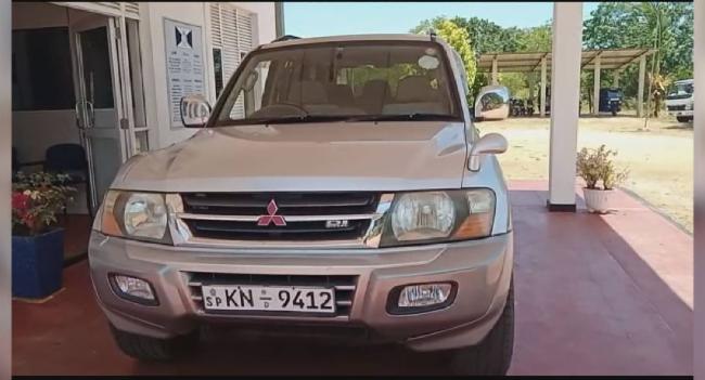 මත්තලක නිවසක සඟවා තිබූ සැප ජීප් රථයක් මාට්ටු..